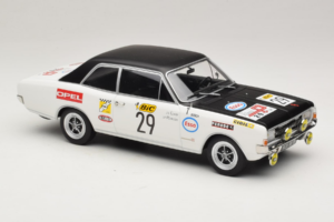Opel Commodore A #29 J-L. Clarr / J-P. Peyroux Tour de France Automobile 1971 MCG 1:18 MCG18562R Metaal — afbeelding 4 van 6