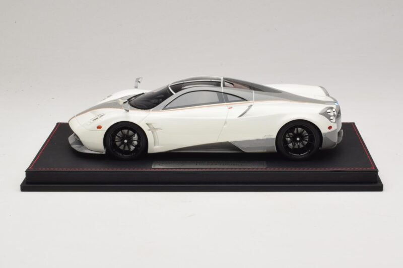 Pagani Huayra Luminous Green AB 1:18 REMC041 Hars