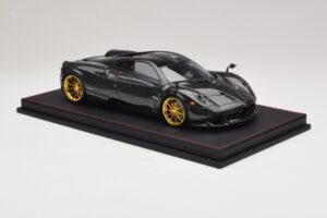 Pagani Huayra Starry Night Sky AB 1:18 REMC039 Hars — afbeelding 4 van 7
