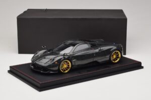 Pagani Huayra Starry Night Sky AB 1:18 REMC039 Hars — afbeelding 7 van 7
