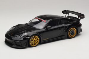 Porsche 911 992 GT3 RS Manthey Racing Zwart met Gouden Velgen Minichamps 1:18 MR-911-GT3RS-1804 Metaal