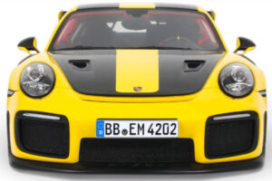 Porsche 911 GT2 RS 991.2 Nurburgring Lap Record Geel GT Spirit 1:18 GT972 Hars — afbeelding 4 van 5