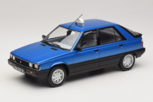 Renault 11 GTL Taxi James Bond MCG 1:18 MCG18833 Metaal