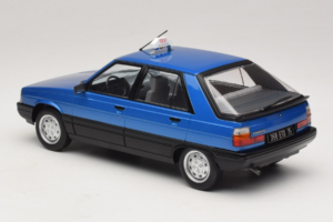 Renault 11 GTL Taxi James Bond MCG 1:18 MCG18833 Metaal — afbeelding 5 van 6