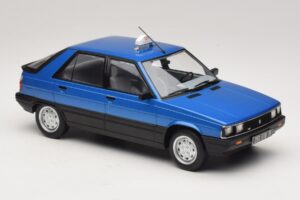 Renault 11 GTL Taxi James Bond MCG 1:18 MCG18833 Metaal — afbeelding 4 van 6