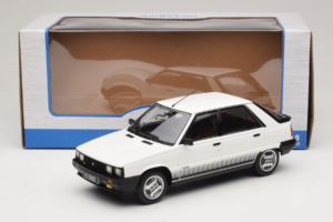 Renault 11 Turbo Wit MCG 1:18 MCG18589 Metaal — afbeelding 6 van 6