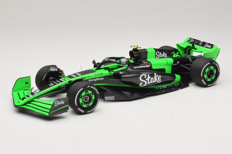 Stake Kick Sauber C44 G. Zhou Emilia Romagna GP 2024 Minichamps 1:18 117240124 Hars