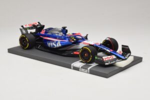 Visa Cash App RB VCARB 01 A. Iwasa FP1 Japanese GP 2024 Minichamps 1:18 117240440 Hars — afbeelding 4 van 7