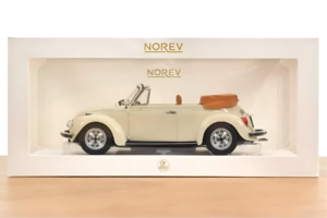 Volkswagen 1303 Cabriolet Cream White Norev 1:18 188535 Metaal — afbeelding 2 van 2