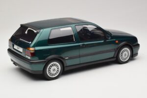 Volkswagen Golf Mk3 VR6 Carat Dragon Green Otto 1:12 G099 Hars — afbeelding 2 van 6