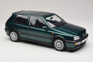 Volkswagen Golf Mk3 VR6 Carat Dragon Green Otto 1:12 G099 Hars — afbeelding 4 van 6