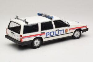 Volvo 740 GL Stationwagon Politi Norway Minichamps 1:18 155171796 Metaal — afbeelding 2 van 6