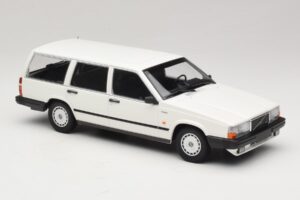 Volvo 740 GL Stationwagon Wit Minichamps 1:18 155171772 Metaal — afbeelding 4 van 6