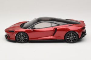 McLaren GTS Rood GT Spirit 1:18 GT971 Hars — afbeelding 3 van 6