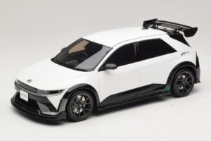 Hyundai Ioniq 5 N DK Edition Atlas White Matt Otto 1:18 Hyundai Ioniq 5 N DK Edition Atlas White Matt Otto 1:18 OT1227 Hars