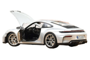 Porsche 911 992.2 GT3 Touring Package GT Silver Metallic Norev 1:18 187002 Metaal — afbeelding 2 van 5