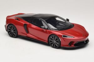 McLaren GTS Rood GT Spirit 1:18 GT971 Hars — afbeelding 4 van 6