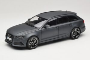 Audi RS6 C7 Avant Daytona Grey Minichamps 1:18 5011216225 Metaal