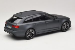 Audi RS6 C7 Avant Daytona Grey Minichamps 1:18 5011216225 Metaal — afbeelding 2 van 8