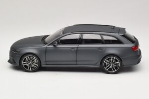 Audi RS6 C7 Avant Daytona Grey Minichamps 1:18 5011216225 Metaal — afbeelding 4 van 8
