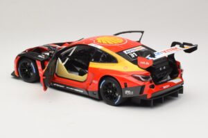 BMW M4 GT3 #31 Schubert Motorsport S. van der Linde Winner DTM Lausitzring 2022 Minichamps 1:18 113222031 Metaal — afbeelding 5 van 8