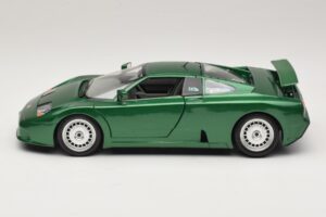 Bugatti EB110 Groen Metallic Bburago 1:18 3003 Metaal — afbeelding 4 van 8