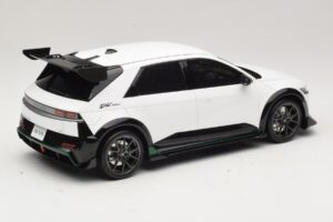 Hyundai Ioniq 5 N DK Edition Atlas White Matt Otto 1:18 OT1227 Hars — afbeelding 2 van 6