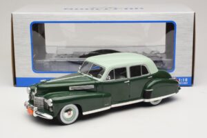 Cadillac Fleetwood Series 60 Special Groen MCG 1:18 MCG18657 Metaal — afbeelding 6 van 6