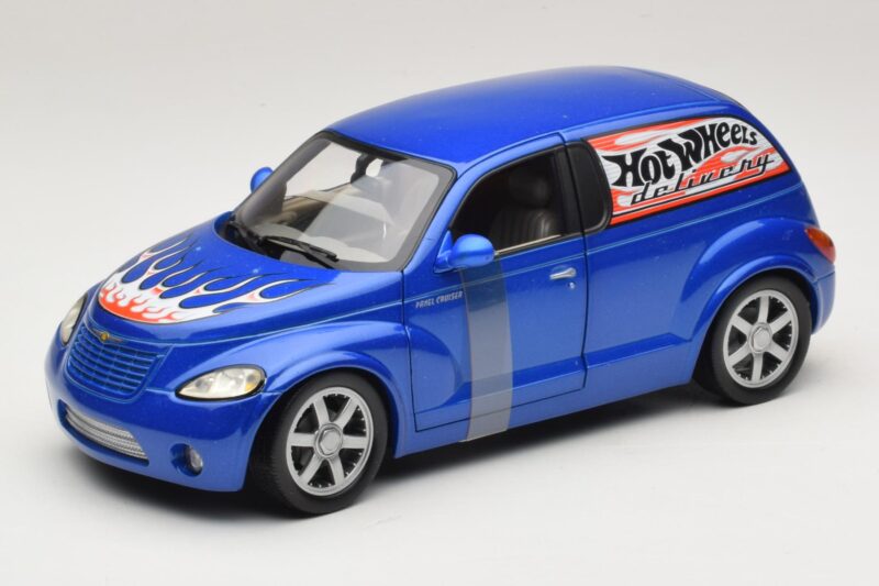 Chrysler PT Cruiser Bestel Blauw Hot Wheels 1:18 29616 Metaal