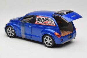 Chrysler PT Cruiser Bestel Blauw Hot Wheels 1:18 29616 Metaal — afbeelding 4 van 7
