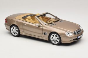 Mercedes SL500 R230 Travertine Beige Norev 1:18 183843 Metaal — afbeelding 7 van 9