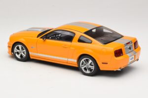 Ford Mustang GT S197 Grabber Orange Metallic AUTOart 1:18 73117-A1 Metaal — afbeelding 7 van 8