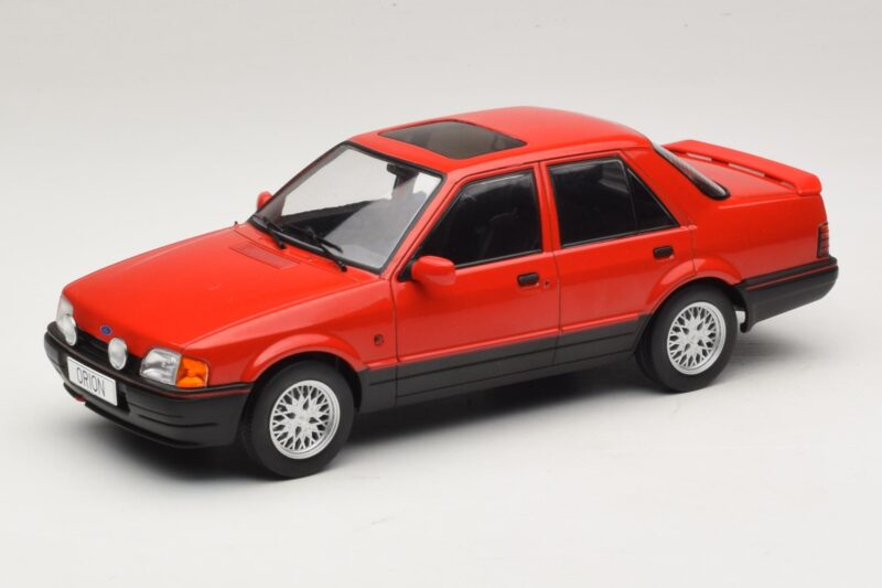 Ford Orion Mk2 1600E Rood MCG 1:18 MCG18488 Metaal