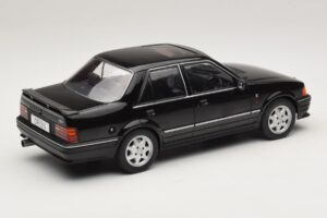 Ford Orion Mk2 RS Package Zwart MCG 1:18 MCG18649 Metaal — afbeelding 2 van 6