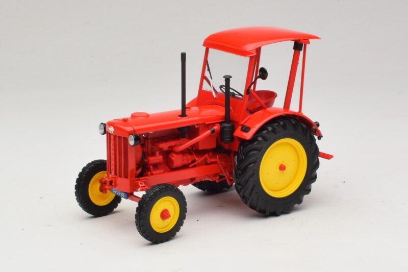 Hanomag R35 Tractor Rood Minichamps 1:18 109153071 Metaal