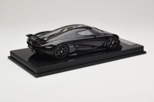 Koenigsegg Regera Zwart Carbon Pakket Beige Interieur FrontiArt 1:18 REMC042 Hars — afbeelding 2 van 7