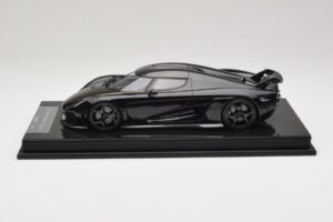 Koenigsegg Regera Zwart Carbon Pakket FrontiArt 1:18 F079-179 Hars — afbeelding 3 van 7