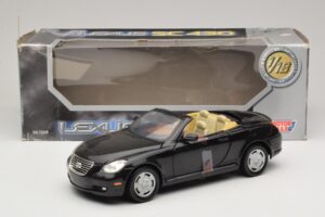 Lexus SC430 Cabriolet Zwart Motormax 1:18 73119 Metaal — afbeelding 6 van 6