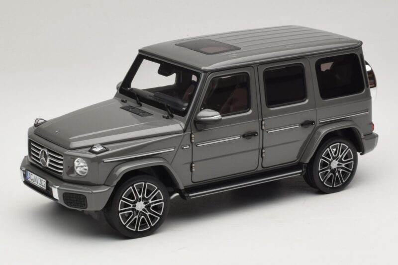 Mercedes G-Class W465 Classic Grey Norev 1:18 183035 Metaal