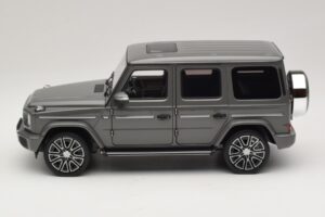 Mercedes G-Class W465 Classic Grey Norev 1:18 183035 Metaal — afbeelding 3 van 6