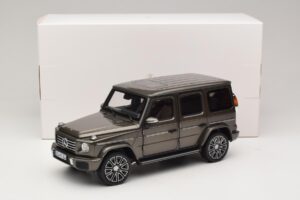 Mercedes G-Class W465 Indium Grey Norev 1:18 183036 Metaal — afbeelding 6 van 6