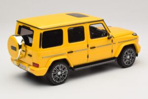 Mercedes G-Class W465 Sun Yellow Norev 1:18 183038 Metaal — afbeelding 2 van 6