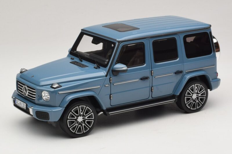 Mercedes G-Class W465 Vintage Blue Norev 1:18 183034 Metaal
