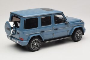 Mercedes G-Class W465 Vintage Blue Norev 1:18 183034 Metaal — afbeelding 2 van 6