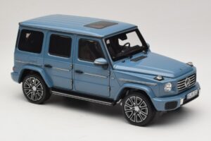 Mercedes G-Class W465 Vintage Blue Norev 1:18 183034 Metaal — afbeelding 4 van 6