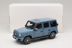 Mercedes G-Class W465 Vintage Blue Norev 1:18 183034 Metaal — afbeelding 6 van 6