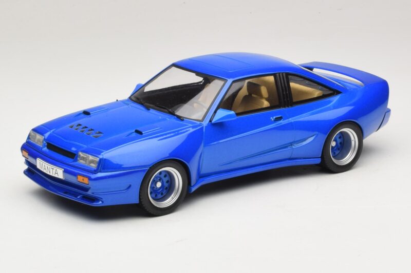 Opel Manta B Blauw Metallic MCG 1:18 MCG18258 Metaal