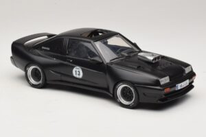 Opel Manta B Custom Mat Zwart Kenwood MCG 1:18 MCG18095 Metaal — afbeelding 4 van 6