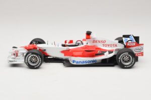 Panasonic Toyota Racing TF106 #11 J. Trulli 2006 Minichamps 1:18 AM59558L Metaal — afbeelding 3 van 7