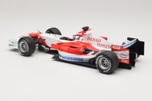 Panasonic Toyota Racing TF106 #11 J. Trulli 2006 Minichamps 1:18 AM59558L Metaal — afbeelding 5 van 7